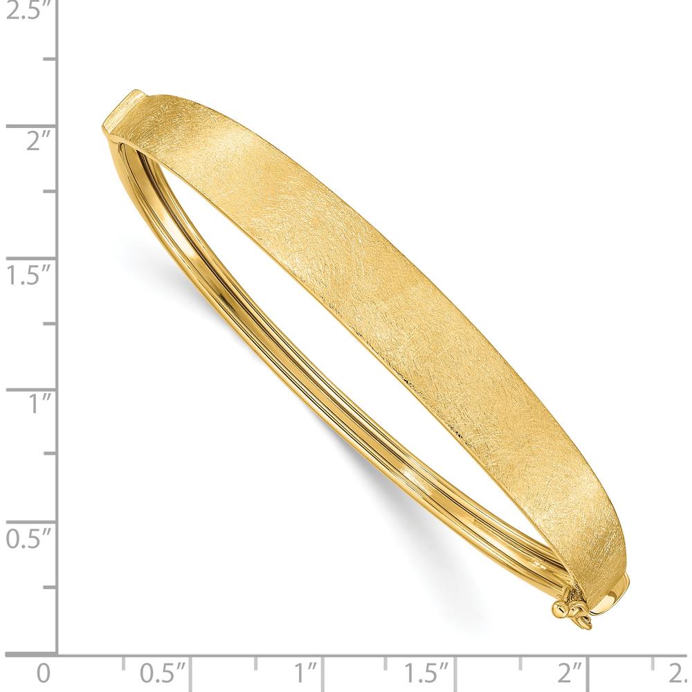 14K Yellow Gold Satin Finish 8.00mm Graduated Hinged Oval Bangle Bracelet by Oro Pregiato