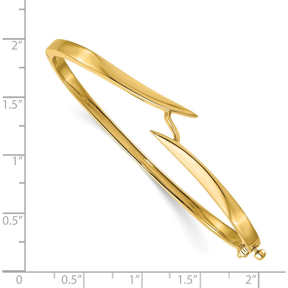 14K Yellow Gold Sculptural Hinged Oval Bangle Bracelet with Safety Clasp by Oro Pregiato