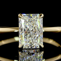 14K Yellow Gold Solitaire Ring with 1.55 Carat Radiant Cut Lab-Grown D VVS2 Diamond - IGI Certified North-South Prong Setting - Covaloro Fine Jewelry