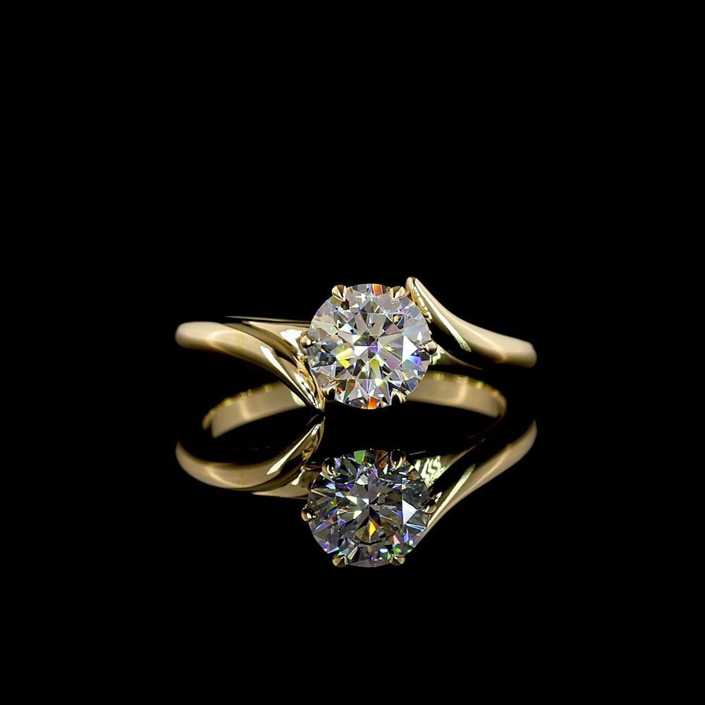 14K Yellow Gold Solitaire Ring with Bypass Setting and 1.01 Carat Round Lab-Grown Diamond - E-F Color VVS2 Clarity - Covaloro Fine Jewelry
