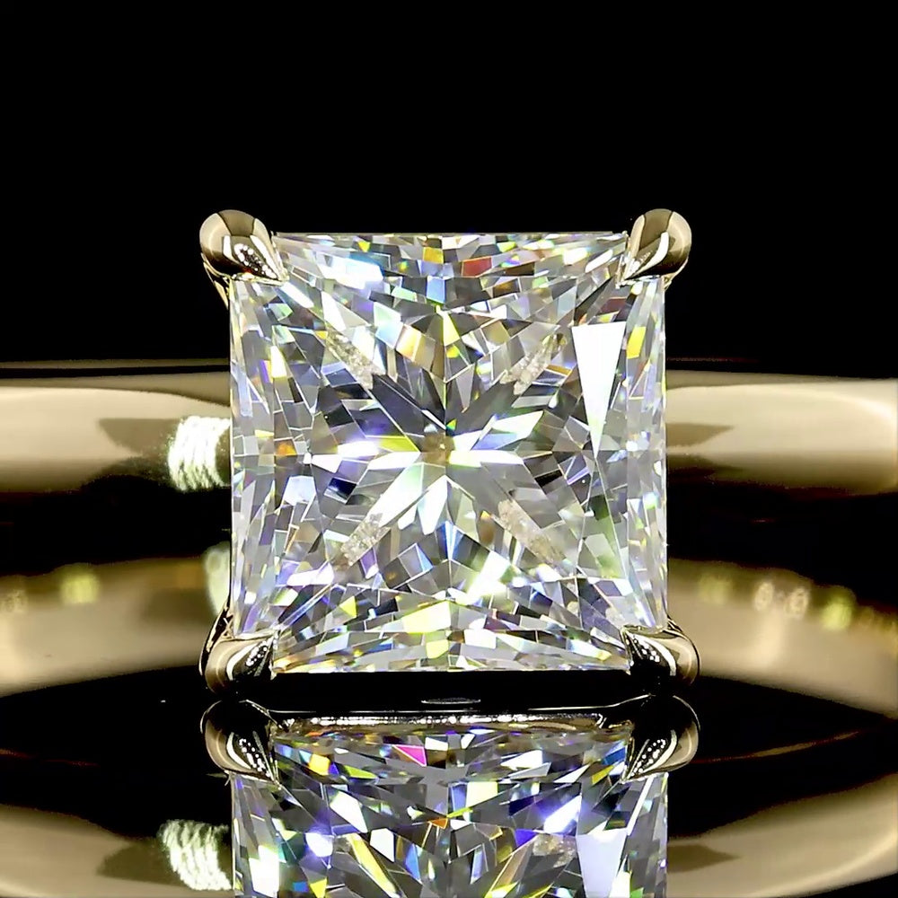 14K Yellow Gold Solitaire Ring with Princess Cut Lab Diamond - 1.54 Carat D VVS2, IGI Certified - Covaloro Fine Jewelry