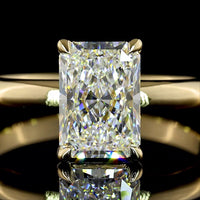 14K Yellow Gold Solitaire Ring with Radiant Cut Lab Diamond - 1.54 Carat E VVS2 IGI Certified - Covaloro Fine Jewelry