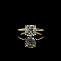 14K Yellow Gold Square Cushion Brilliant Cut Lab Diamond Solitaire Ring - 3.08 Carat E VVS2 IGI Certified - Covaloro Fine Jewelry