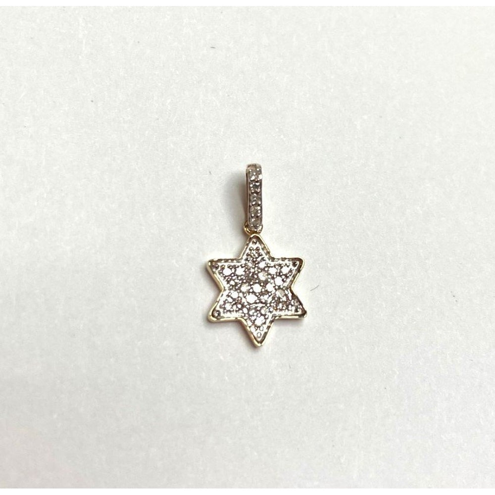 14K Yellow Gold Star Pendant with Pavé Set Round Diamonds - 0.10 Carat Total Diamond Weight by Auriventus