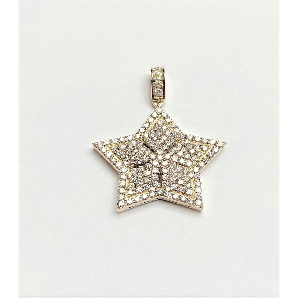 14K Yellow Gold Star Pendant with Pavé Set Round Diamonds - 2.87 Carat Total Diamond Weight by Auriventus
