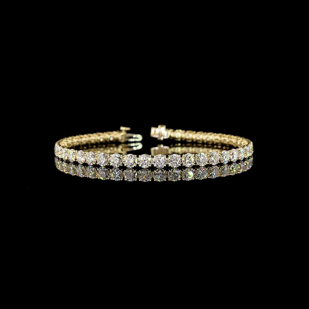 14K Yellow Gold Tennis Bracelet with 43 Prong-Set Round Lab Diamonds E-F VS1 - 10.25 Carat Total Weight - Covaloro Fine Jewelry