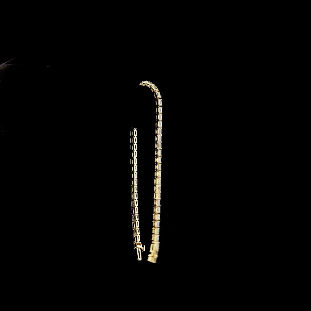14K Yellow Gold Tennis Bracelet with East-West Set Emerald Cut Natural Diamonds - 5.41 Carat Total Weight, E-F Color, VS+ Clarity - Covaloro Fine Jewelry