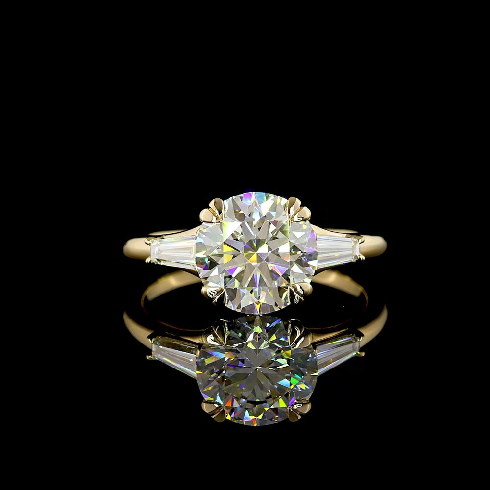 14K Yellow Gold Three-Stone Ring with 2.53 Carat Round Lab Diamond and Tapered Baguette Side Stones - 2.90 Carats Total Diamond Weight (E VVS2 IGI Certified) - Covaloro Fine Jewelry