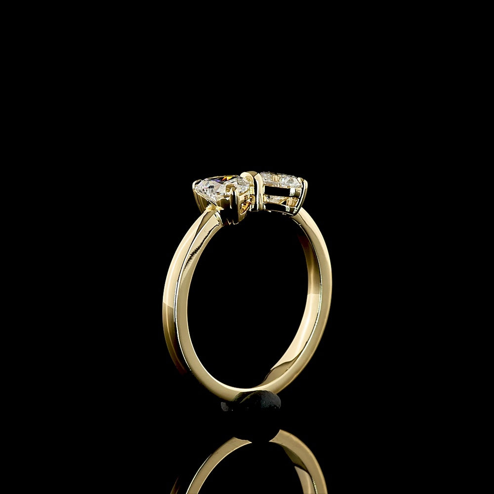 14K Yellow Gold Toi et Moi Ring with Two Heart-Shaped Lab Diamonds - 0.85 Carat Total Weight, E-F Color VS1 Clarity - Covaloro Fine Jewelry