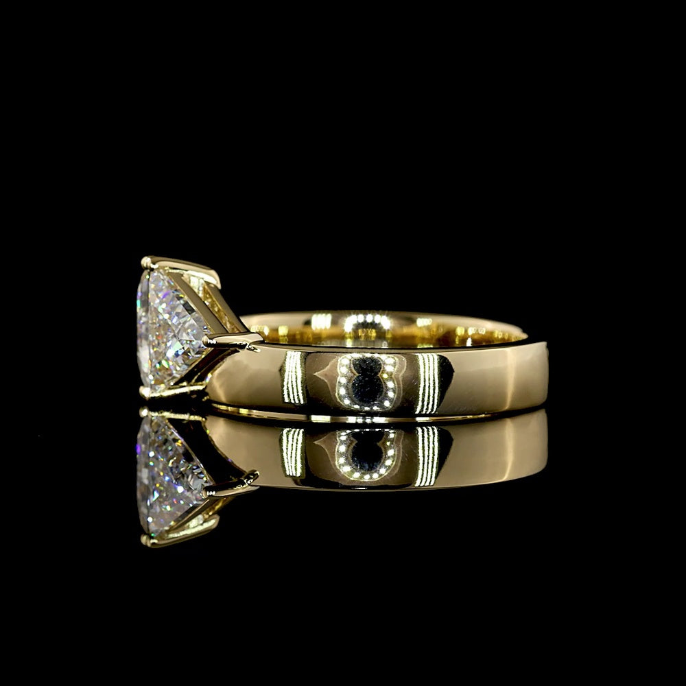 14K Yellow Gold Toi et Moi Ring with Two Trillion Cut Lab Diamonds - 1.34 Total Carat Weight, E-F Color VS1 Clarity - Covaloro Fine Jewelry