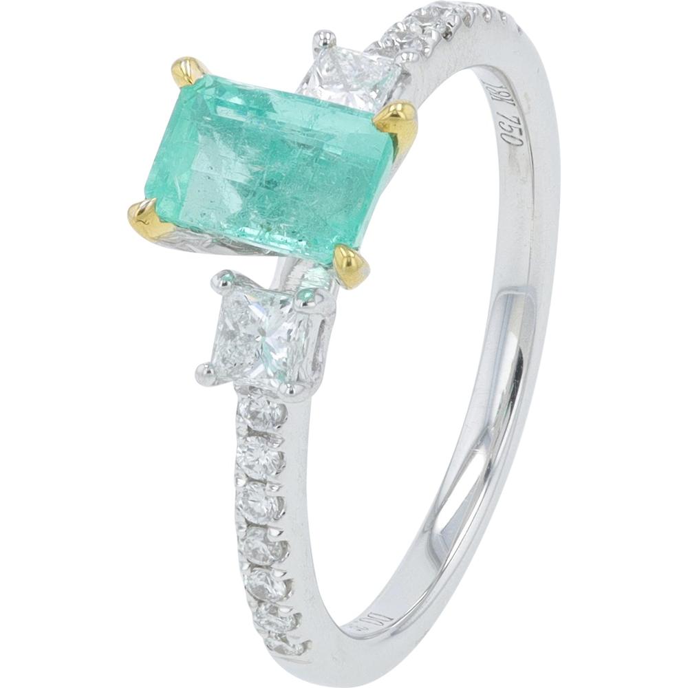 18K Two-Tone Gold 0.89 Carat Emerald Ring with 0.35 Carat Princess Cut Diamonds