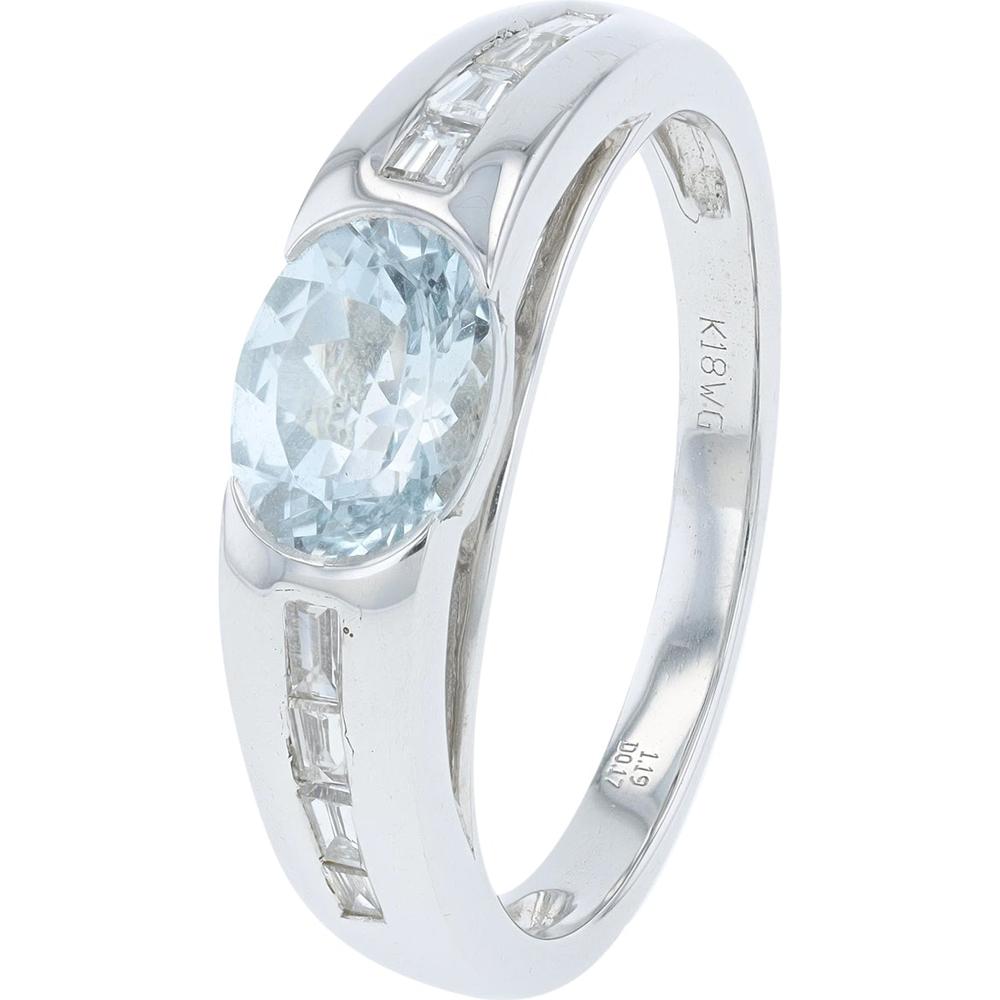 18K White Gold 1.19 Carat Oval Aquamarine Ring with 0.17 Carat Baguette Diamonds