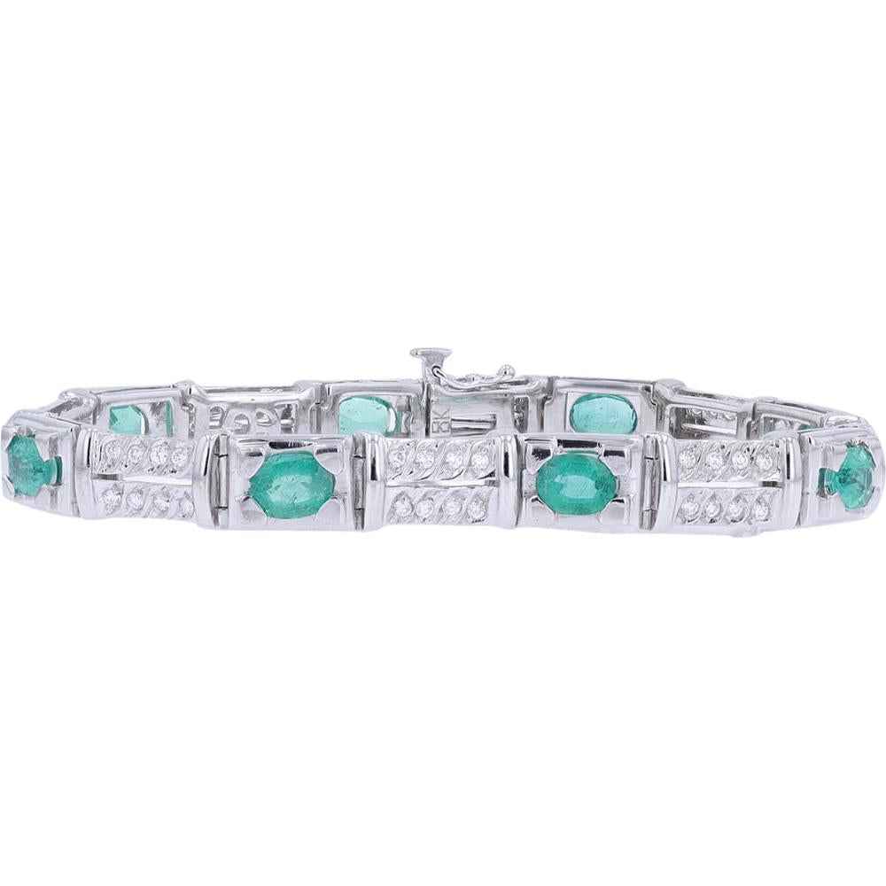 18K White Gold 4 Carat Emerald Bracelet with Diamond Accents