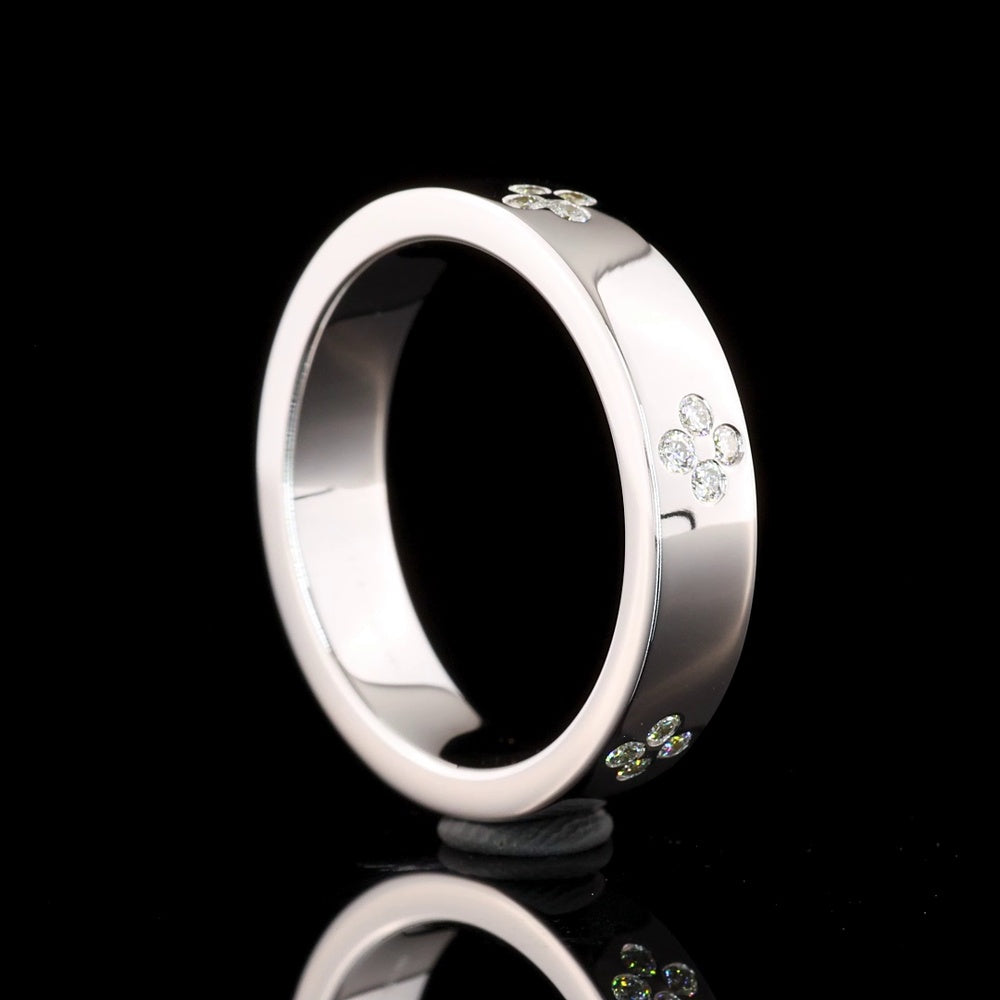 18K White Gold Eternity Band with 24 Flush Set Round Lab Diamonds - 0.23 Carat Total Diamond Weight - Covaloro Fine Jewelry