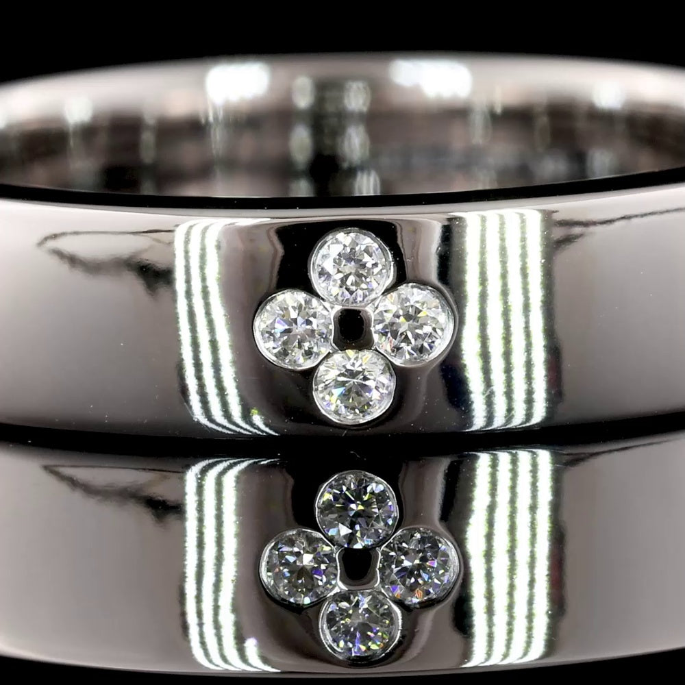 18K White Gold Eternity Band with 24 Flush Set Round Lab Diamonds - 0.23 Carat Total Diamond Weight - Covaloro Fine Jewelry
