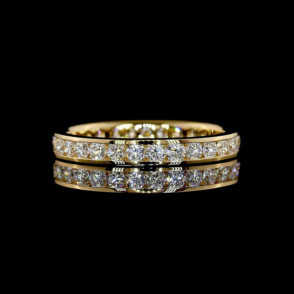 18K Yellow Gold 0.76 Carat Round Brilliant Lab Diamond Eternity Band with Channel Setting - E-F VS2 Clarity - Covaloro Fine Jewelry