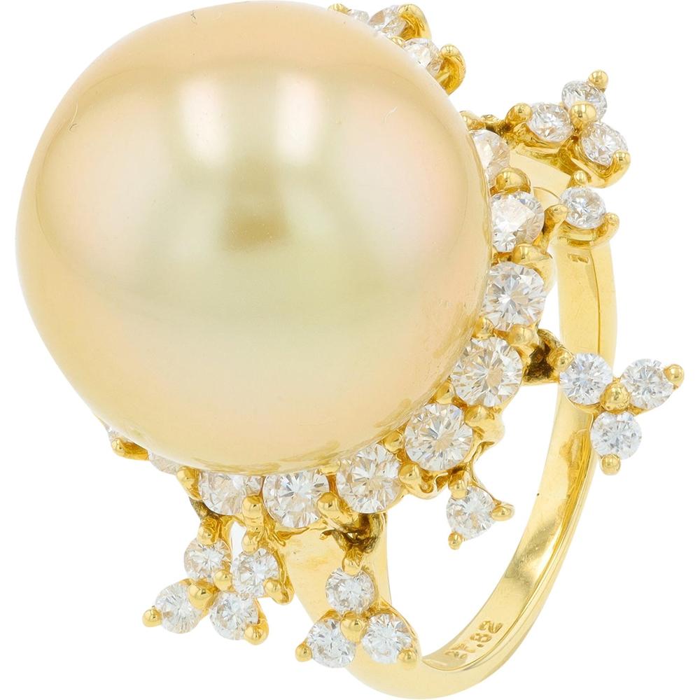 18K Yellow Gold 15.7mm Pearl Cocktail Ring with 1.30 Carats Total Diamond Weight