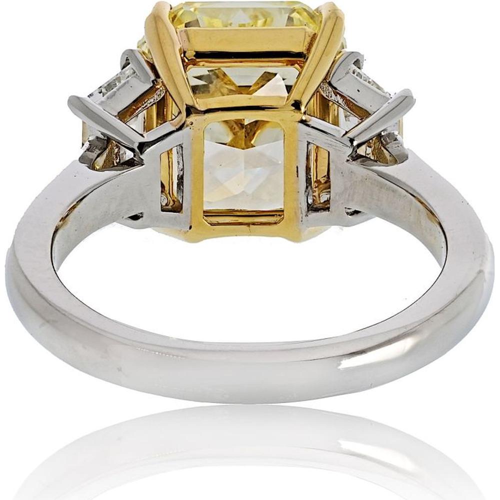 18K Yellow Gold & Platinum 3-Stone Ring with Fancy Yellow Diamond - 5.04 Carats Total Diamond Weight