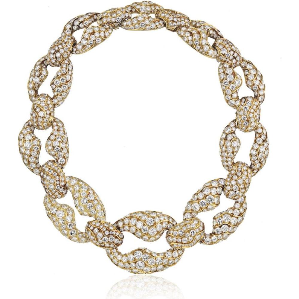 18K Yellow Gold Diamond Link Necklace Circa 1960's - 250 Carats Total Diamond Weight