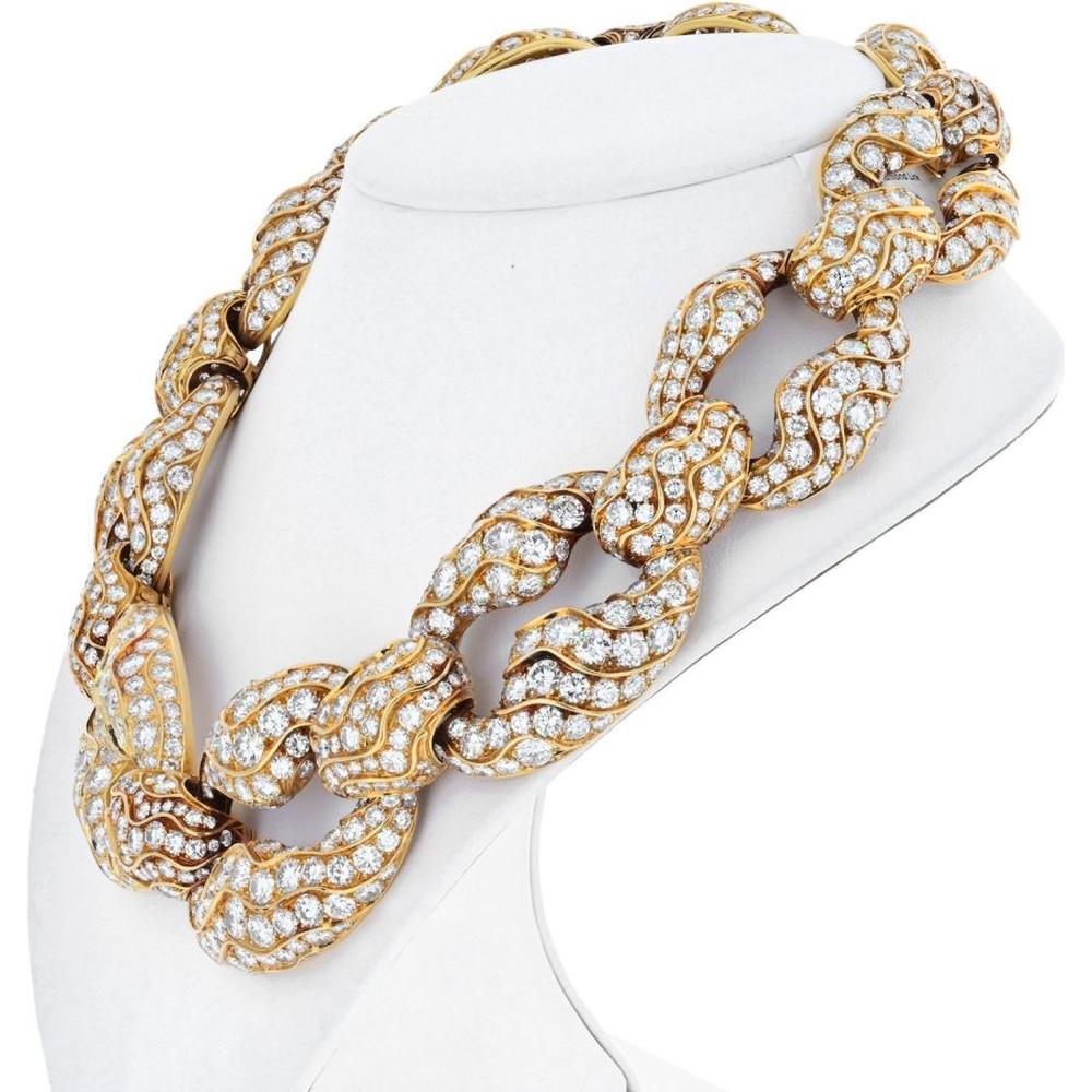 18K Yellow Gold Diamond Link Necklace Circa 1960's - 250 Carats Total Diamond Weight