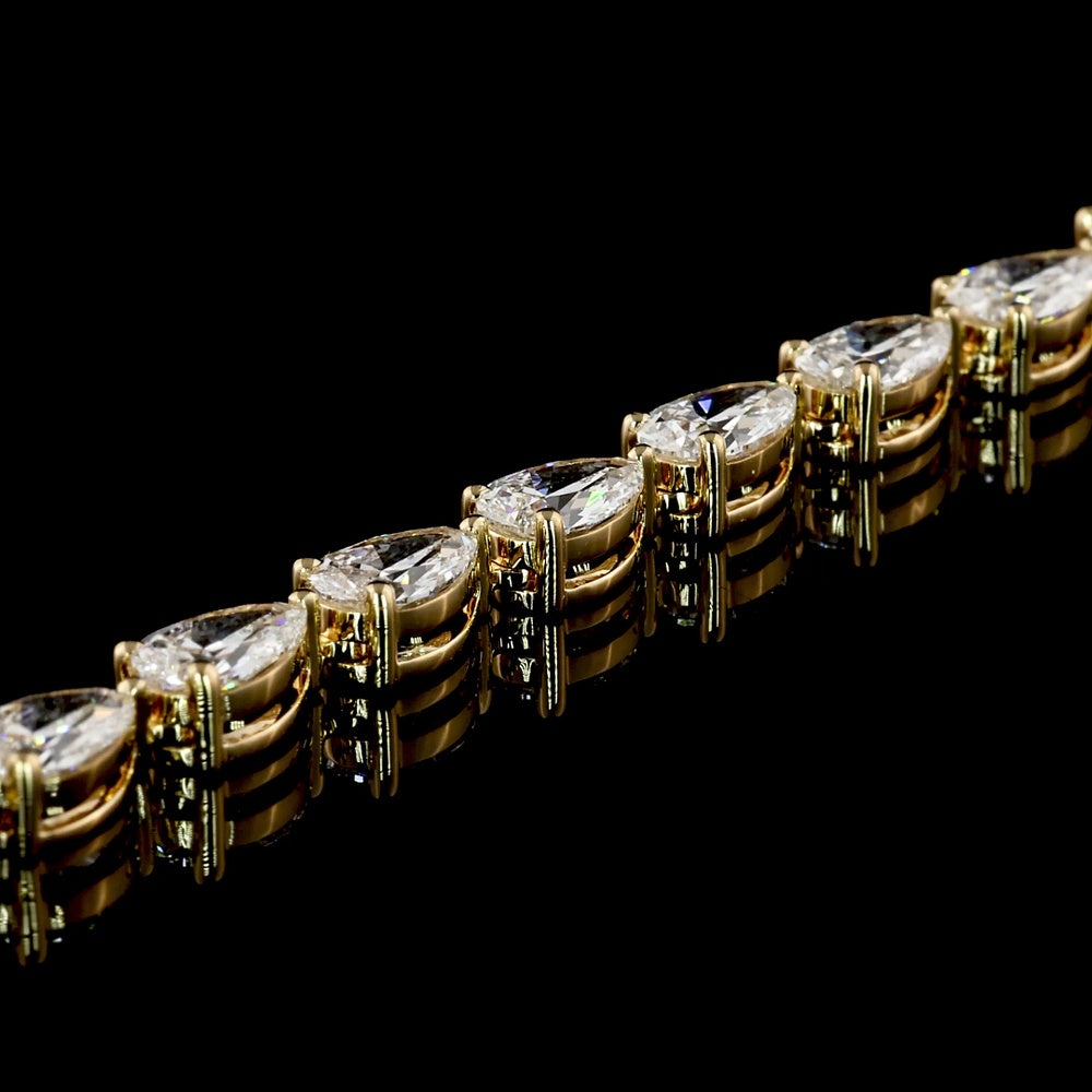18K Yellow Gold East-West Pear Shape Diamond Tennis Necklace - 16.67 Carat Total Weight, 69 Lab Diamonds, E-F VS - Covaloro Fine Jewelry
