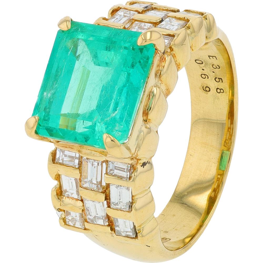 18K Yellow Gold Emerald Ring with 3.58 Carat Emerald and 0.69 Carat Baguette Diamonds