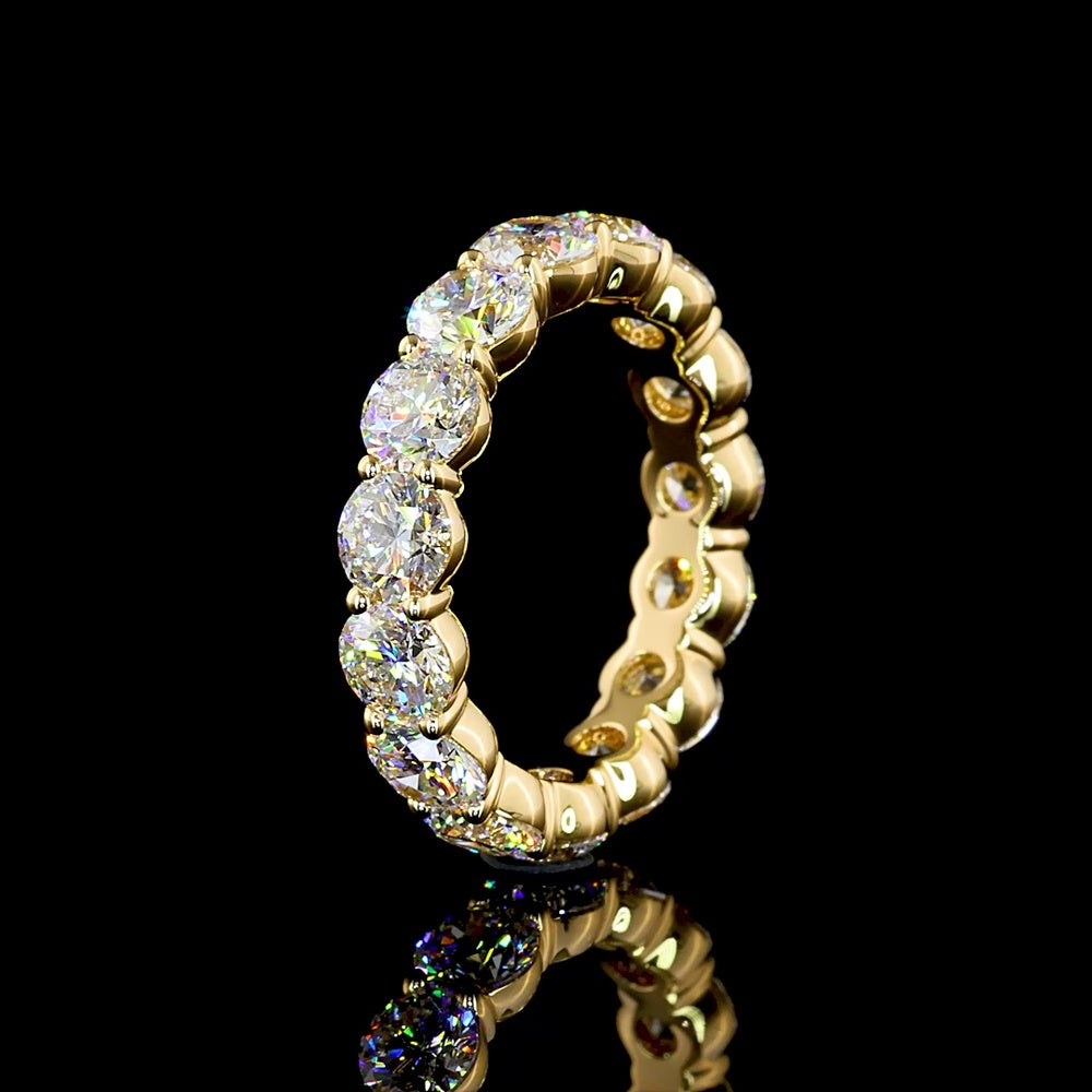 18K Yellow Gold Eternity Band with 15 Prong-Set Round Lab Diamonds - 4.17 Carat Total Weight, E-F Color VS1 Clarity - Covaloro Fine Jewelry