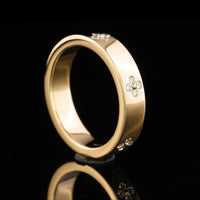 18K Yellow Gold Eternity Band with 24 Flush Set Round Lab Diamonds - 0.22 Carats Total Diamond Weight - Covaloro Fine Jewelry