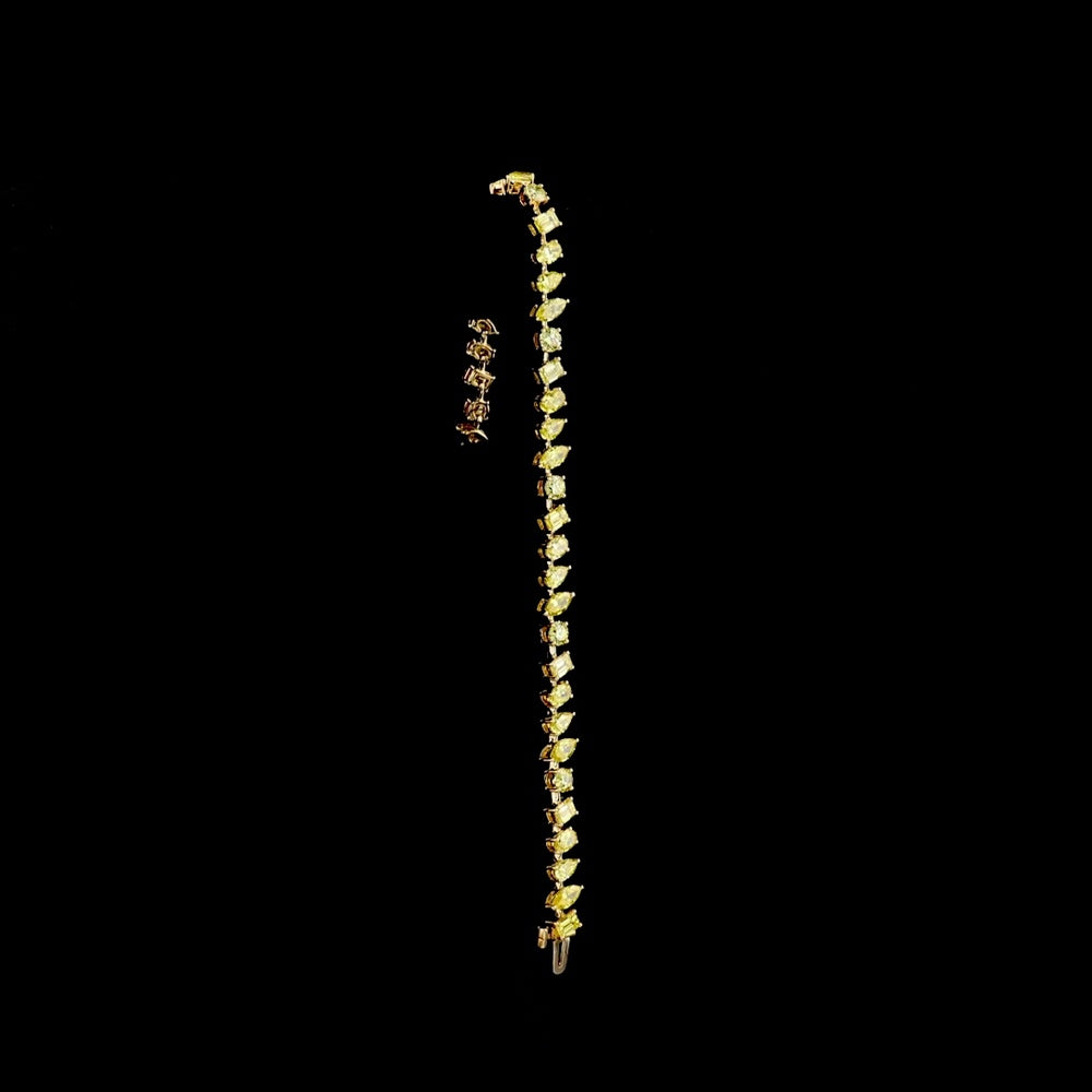 18K Yellow Gold Mixed Shape Station Bracelet with Fancy Vivid Yellow Lab Diamonds - 8.44 Carats Total Diamond Weight - Covaloro Fine Jewelry