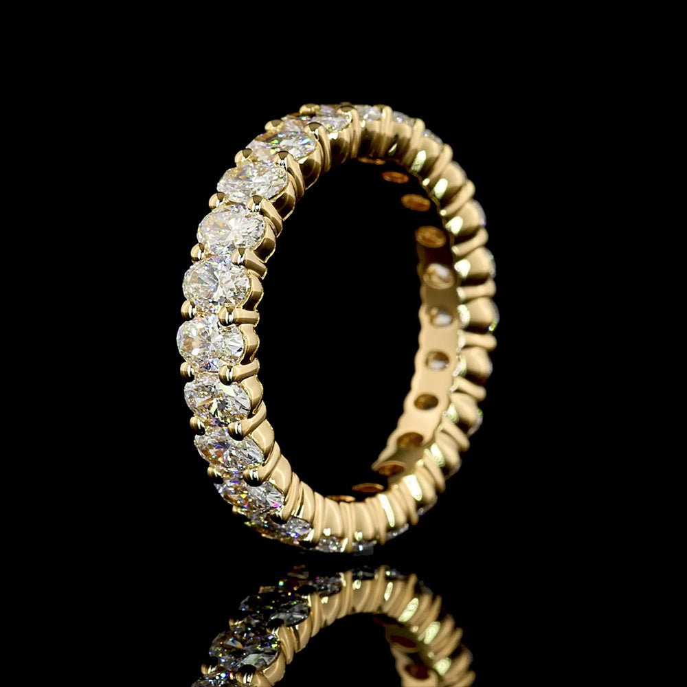 18K Yellow Gold Oval Cut Lab Diamond Eternity Band - 2.61 Carat Total Weight, E-F Color, VS Clarity, 24 Stones - Covaloro Fine Jewelry