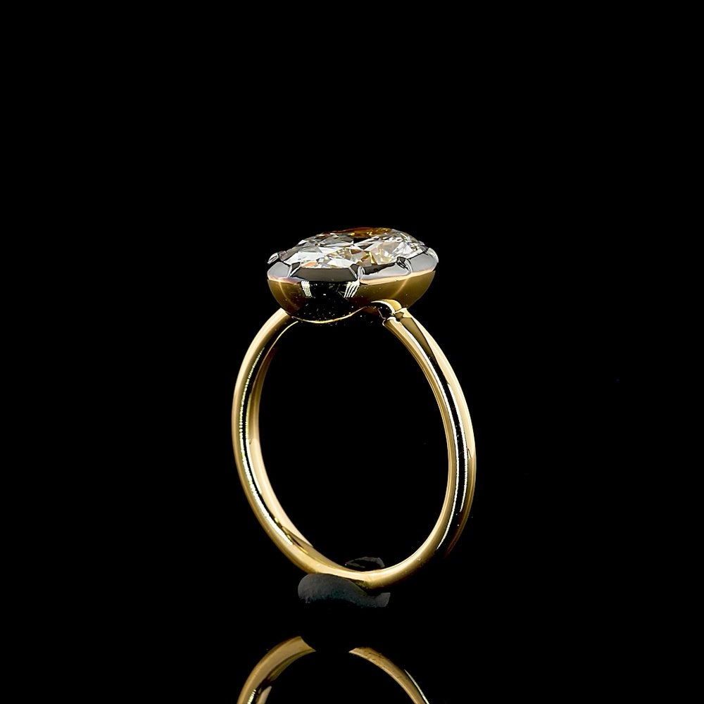 18K Yellow Gold Oval Cut Solitaire Ring with Black Rhodium Prong Bezel Setting - 2.87 Carat Lab Grown Diamond F VS2 IGI Certified - Covaloro Fine Jewelry