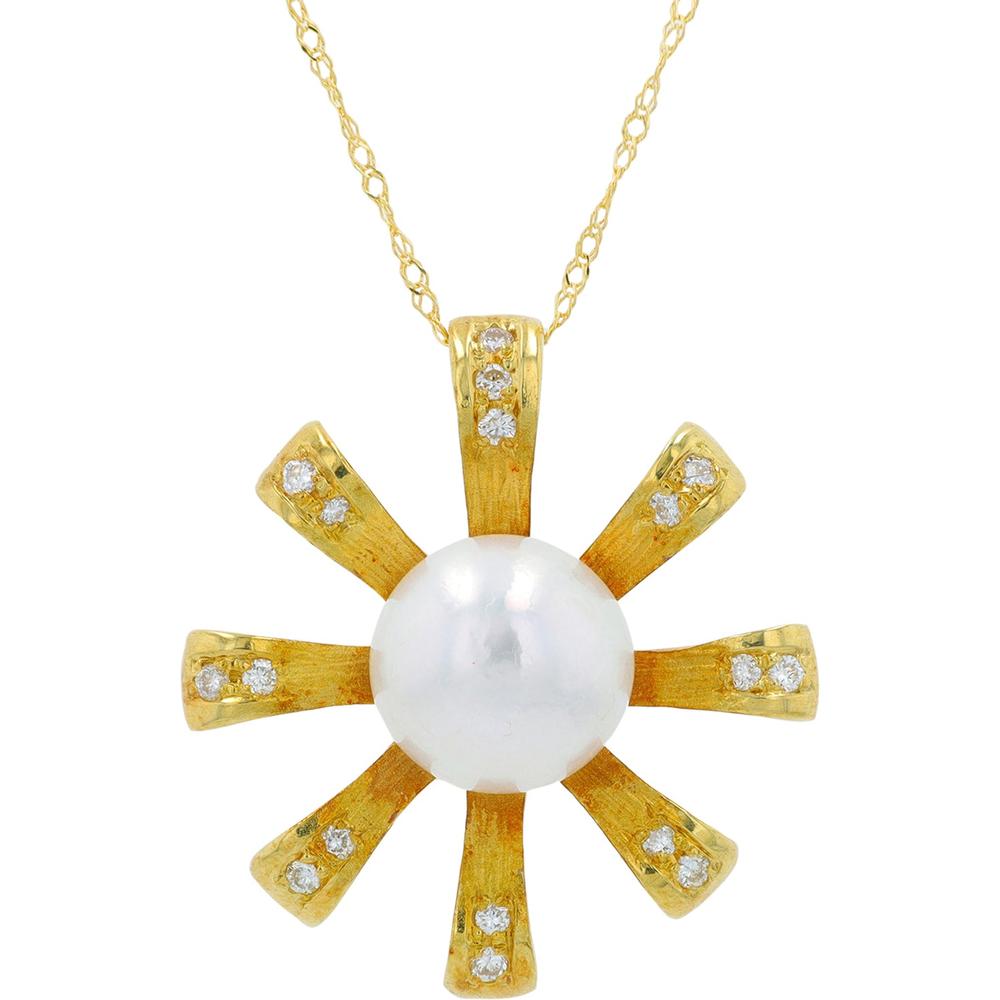 18K Yellow Gold Pearl and Diamond Pendant with 0.17 Carat Total Diamond Weight