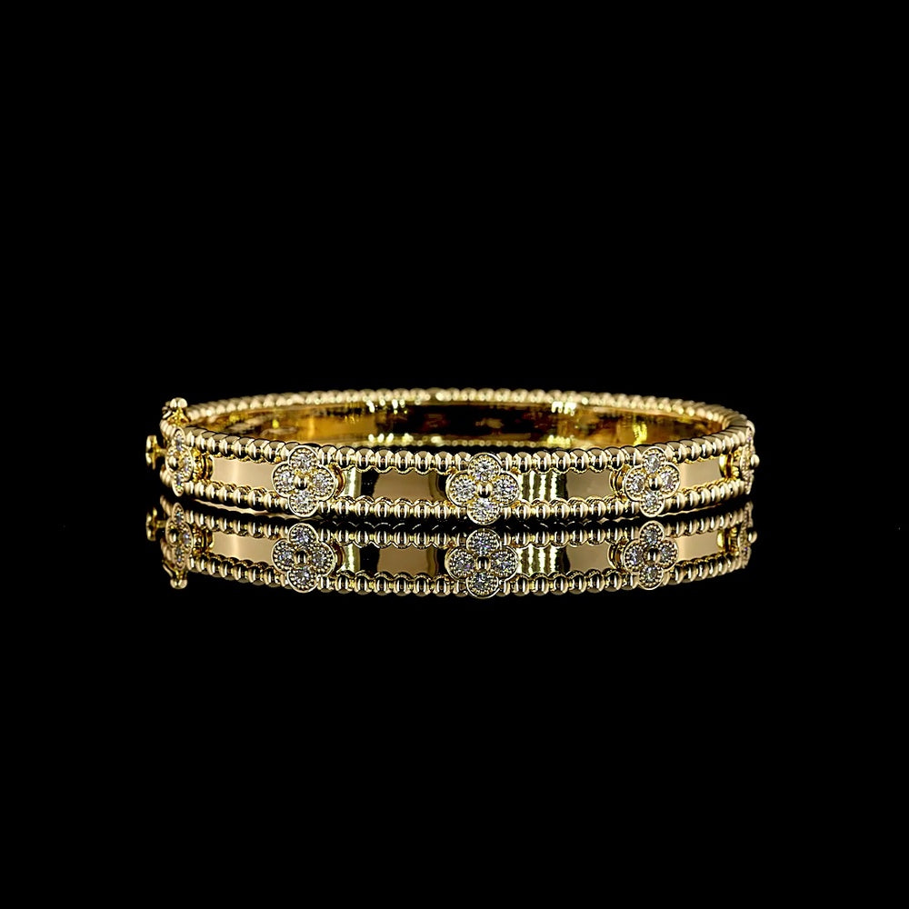 18K Yellow Gold Round Bangle Bracelet with Bezel Set Lab Diamonds - 1.19 Carat Total Weight, E-F Color, VS Clarity - Covaloro Fine Jewelry