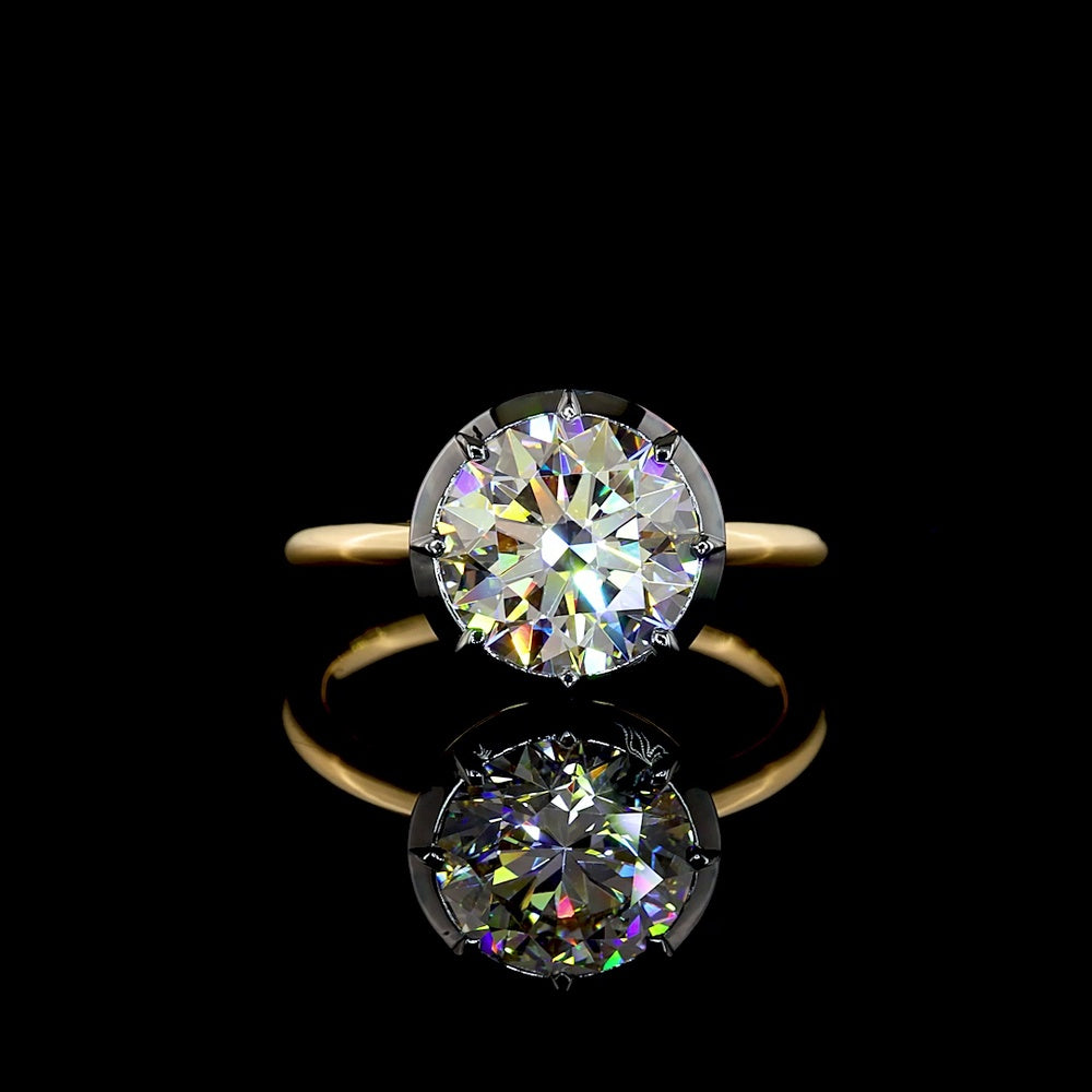 18K Yellow Gold Round Solitaire Ring with 2.73 Carat Lab Grown Diamond, Black Rhodium Bezel and Prong Setting, E-F VVS2 IGI Certified - Covaloro Fine Jewelry