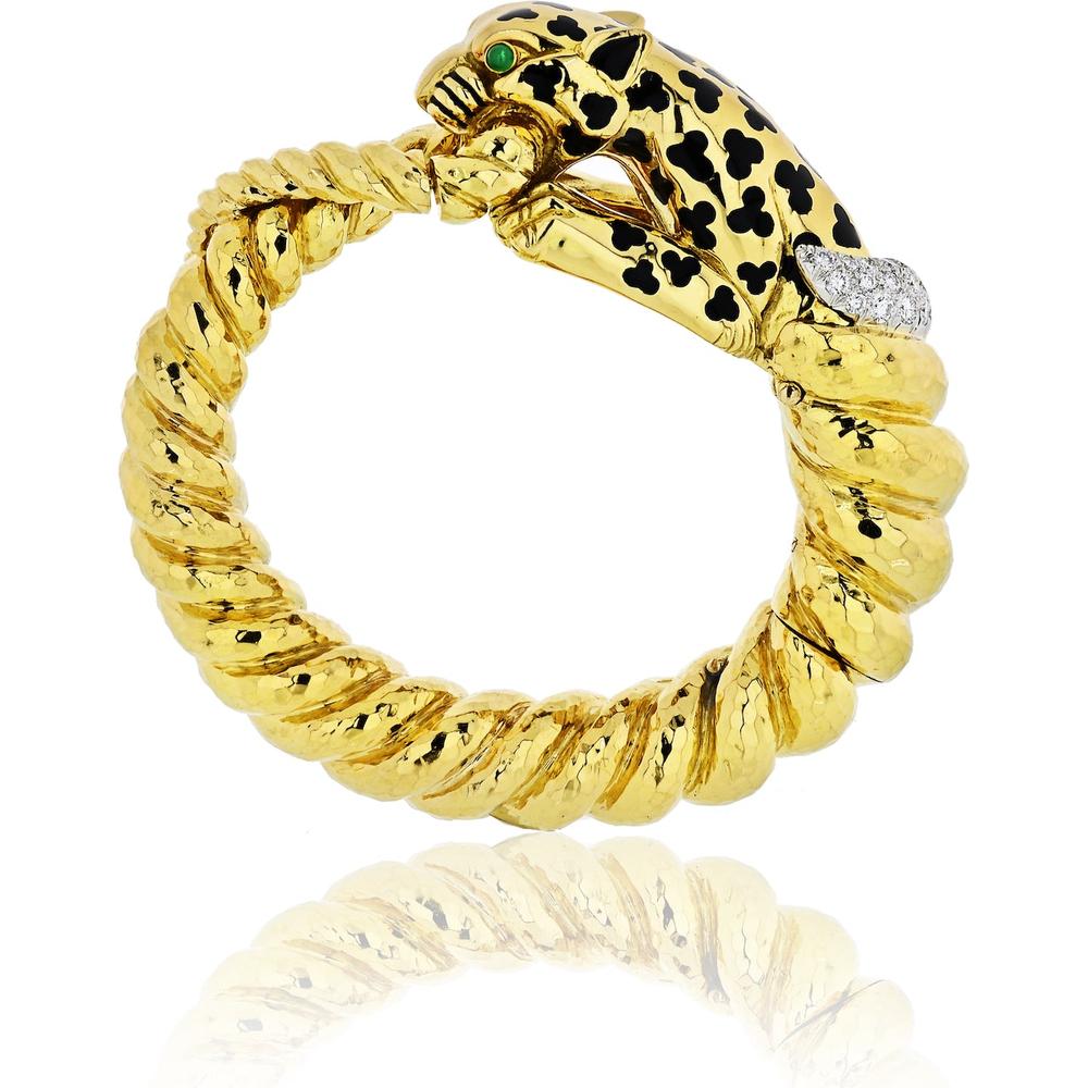David Webb 18K Yellow Gold Spotted Leopard Diamond Bangle Bracelet - 1.75 Carat Total Diamond Weight