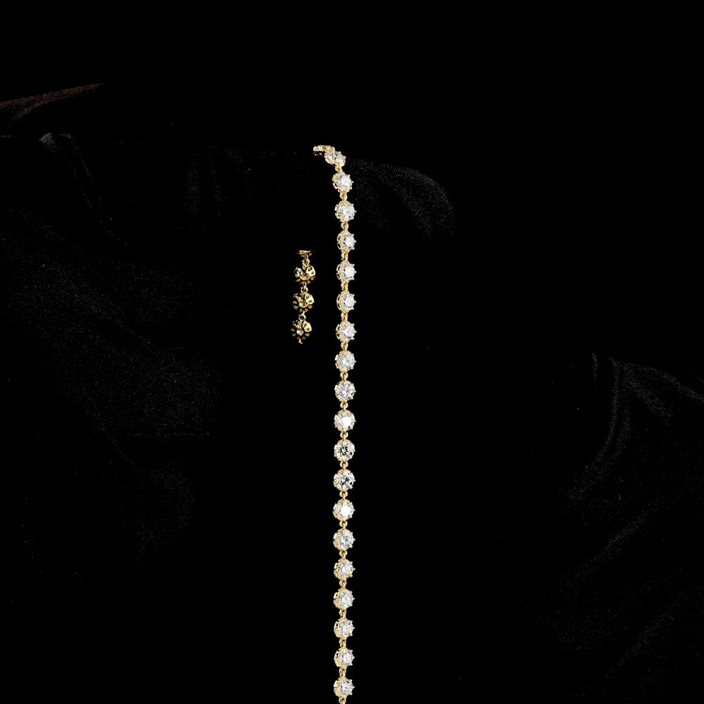 18K Yellow Gold Station Bracelet with Bezel and Prong Set Round Lab Diamonds - 4.11 Carats Total Diamond Weight - Covaloro Fine Jewelry