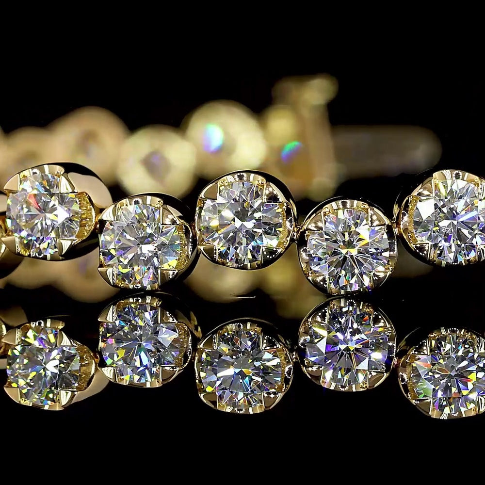 18K Yellow Gold Tennis Bracelet with Round Brilliant Cut Lab-Grown Diamonds - 42 Stones, 6.83 Carat Total Weight, E-F Color VS2 Clarity - Covaloro Fine Jewelry