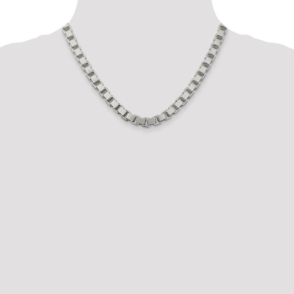 925 Sterling Silver 7mm Polished Box Chain Necklace - 18 Inches by Lumare Gioia