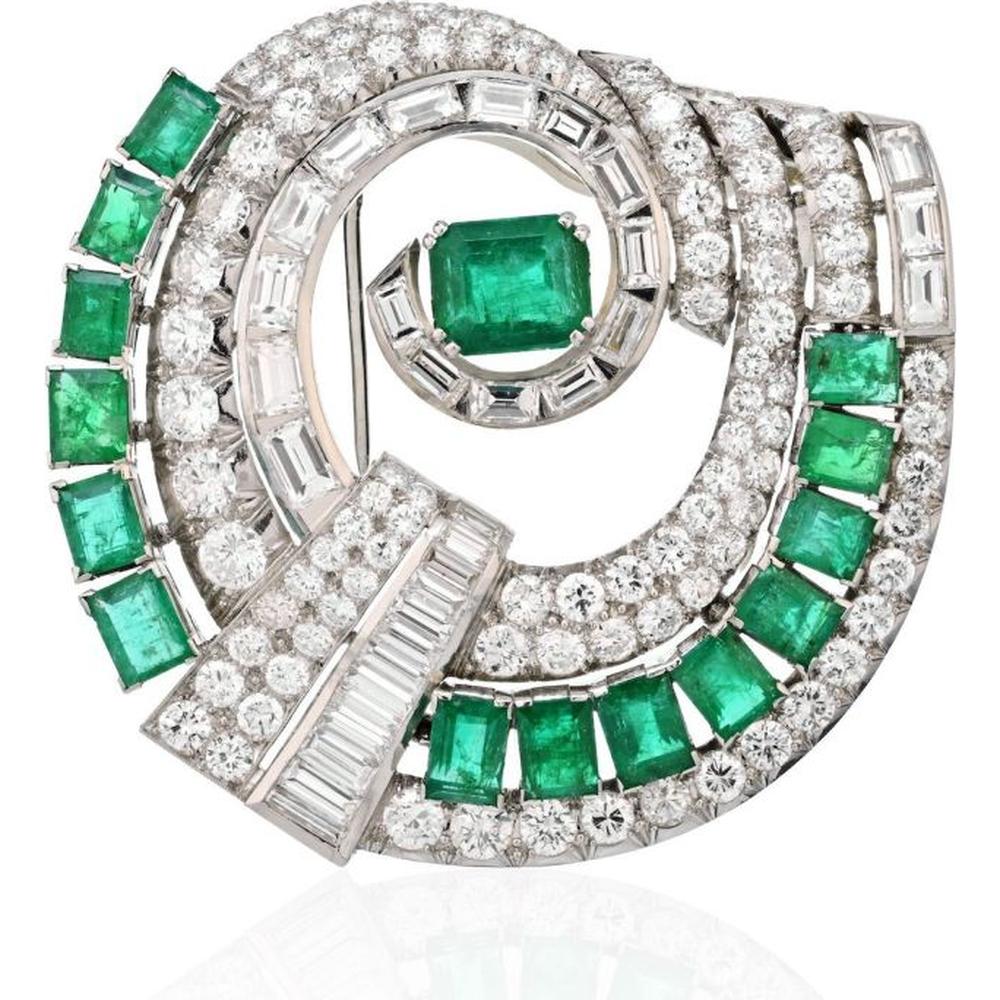 Art Deco Platinum Double Clip Brooch with 15-Carat Colombian Emerald and 20-Carat Diamond Accents - Geometric Design