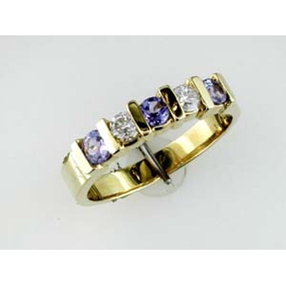 Celestial Glow 14K Yellow Gold Tanzanite & Diamond Band - Timeless Elegance