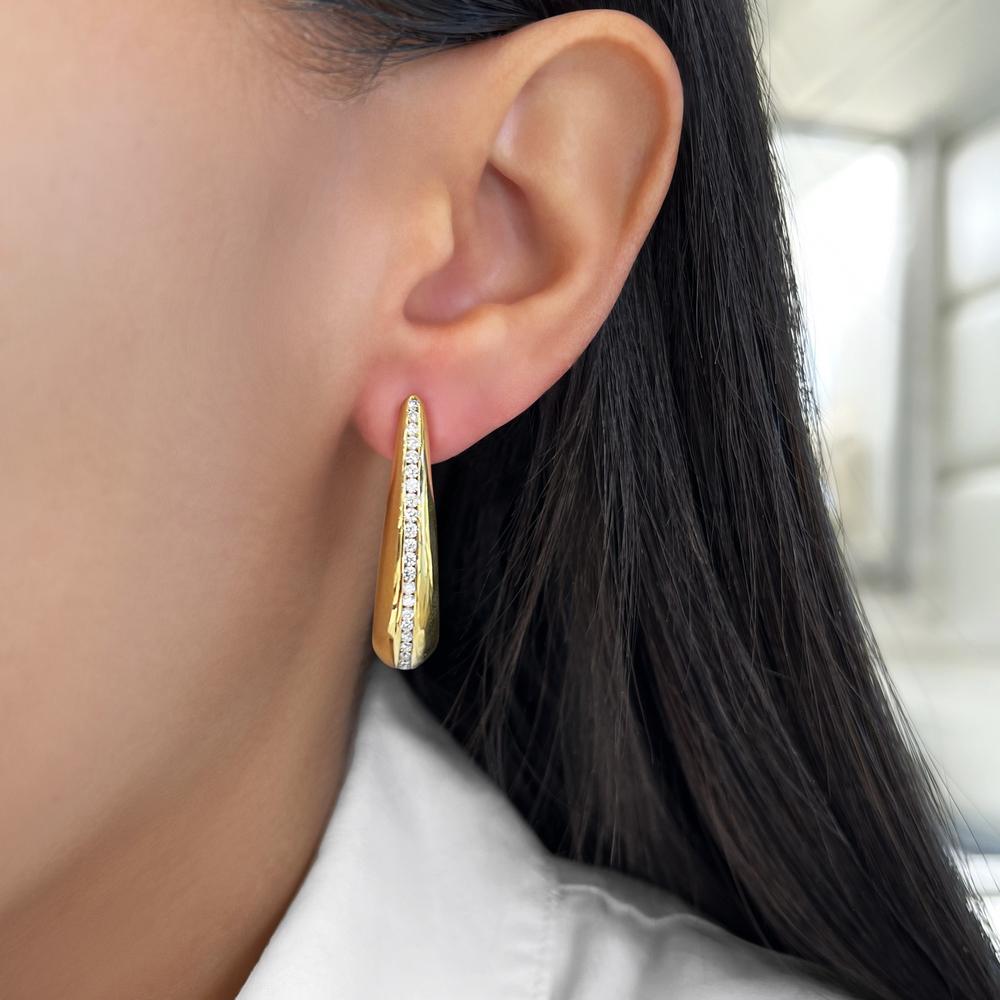 Charles Krypell - Chanel Set Diamond Earrings in 18K Yellow Gold