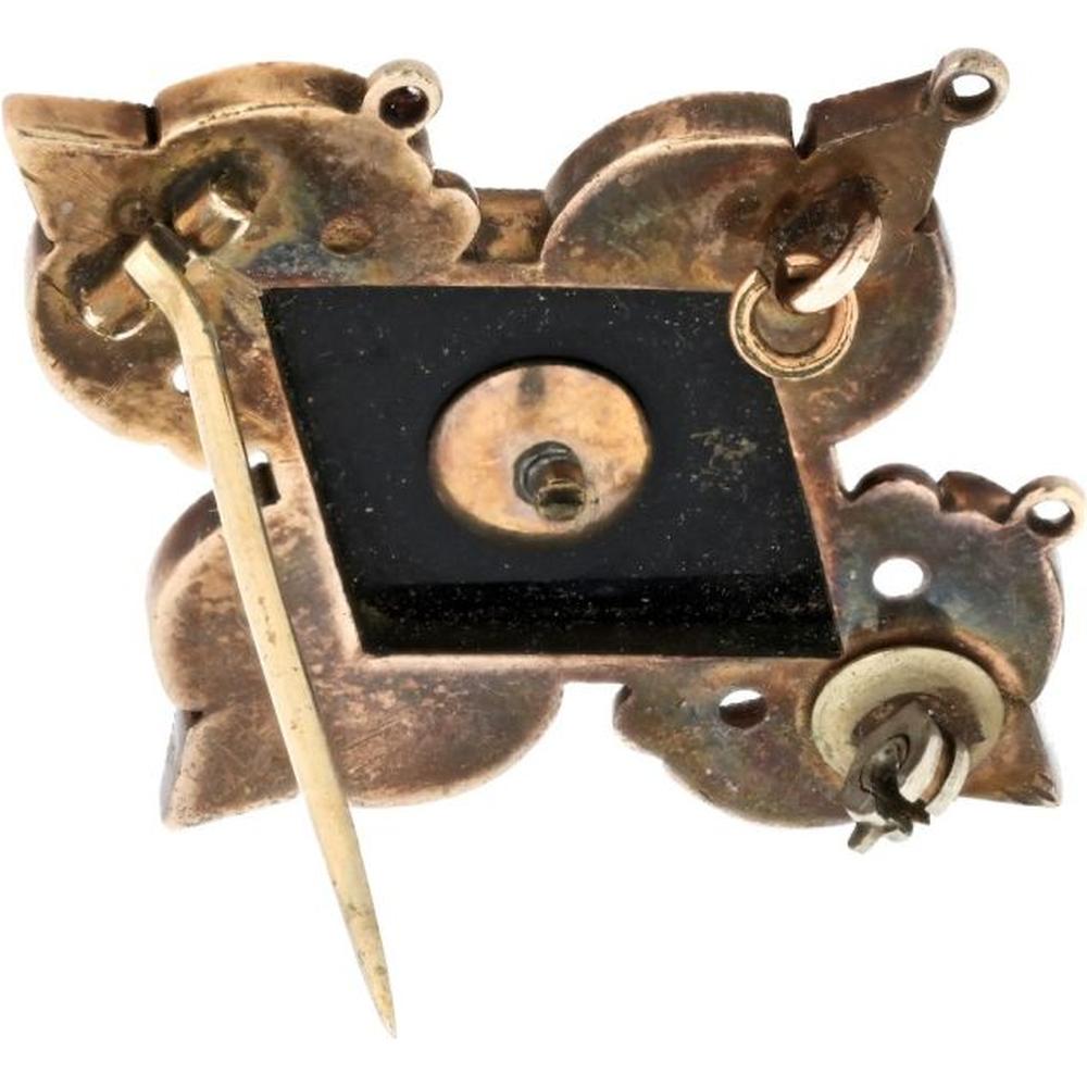 David Webb 18K Yellow Gold Victorian Webb Brooch with Black Onyx Panels and Central Seed Pearl Accent - 7.4 Grams