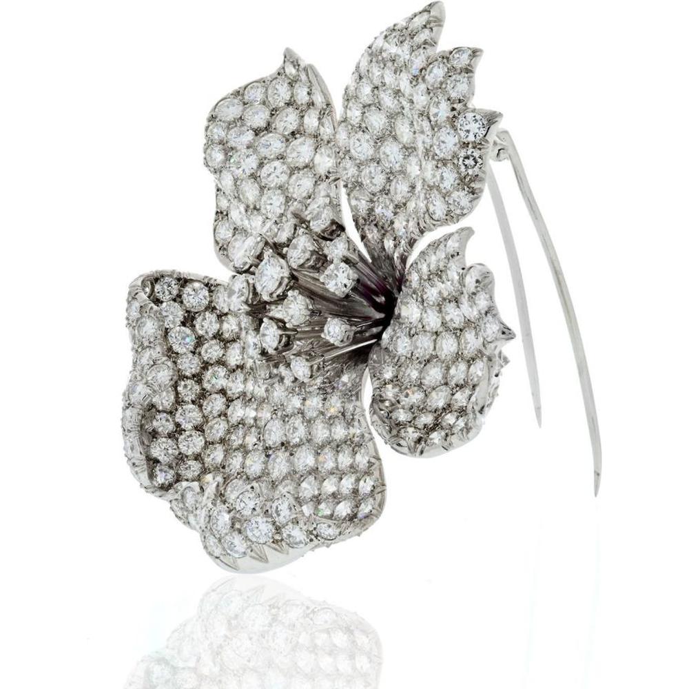 David Webb Platinum Diamond Flower Brooch with 285 Round Diamonds - 22 Carats Total Diamond Weight