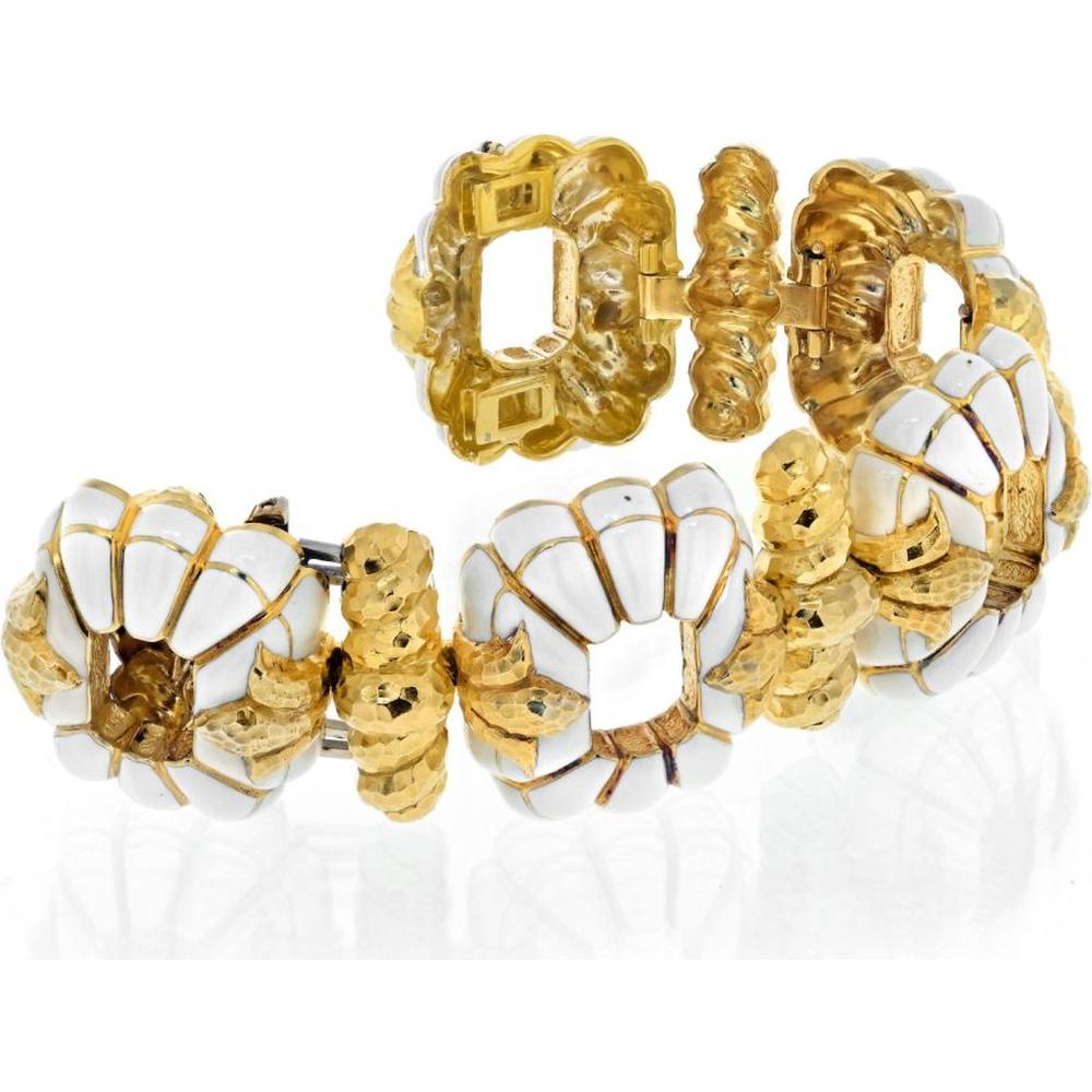 David Webb Vintage Floral Motif Open Link Bracelet with White Enamel in Platinum & 18K Yellow Gold