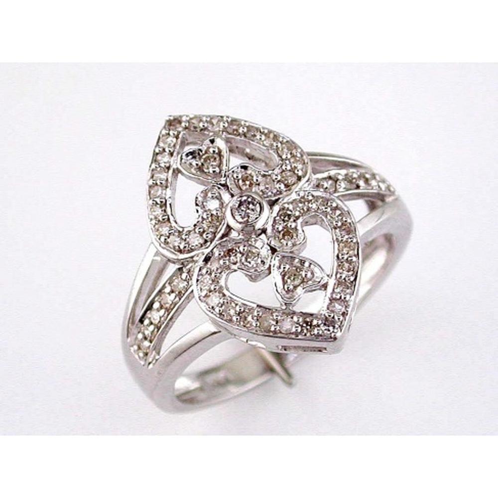 Dazzling 14K White Gold Diamond Ring Illuminating Your Elegance
