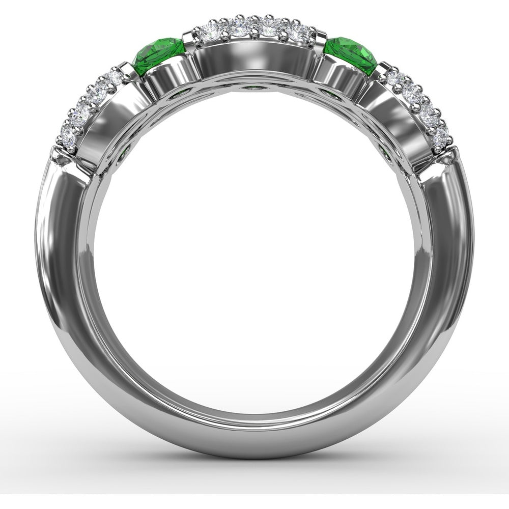 Double Row Ring with Round Emeralds and Pavé Diamonds by Fana - 1.41 Carat Total Gemstone Weight