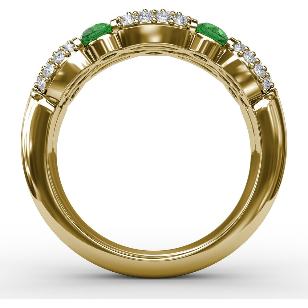 Double Row Ring with Round Emeralds and Pavé Diamonds by Fana - 1.41 Carat Total Gemstone Weight