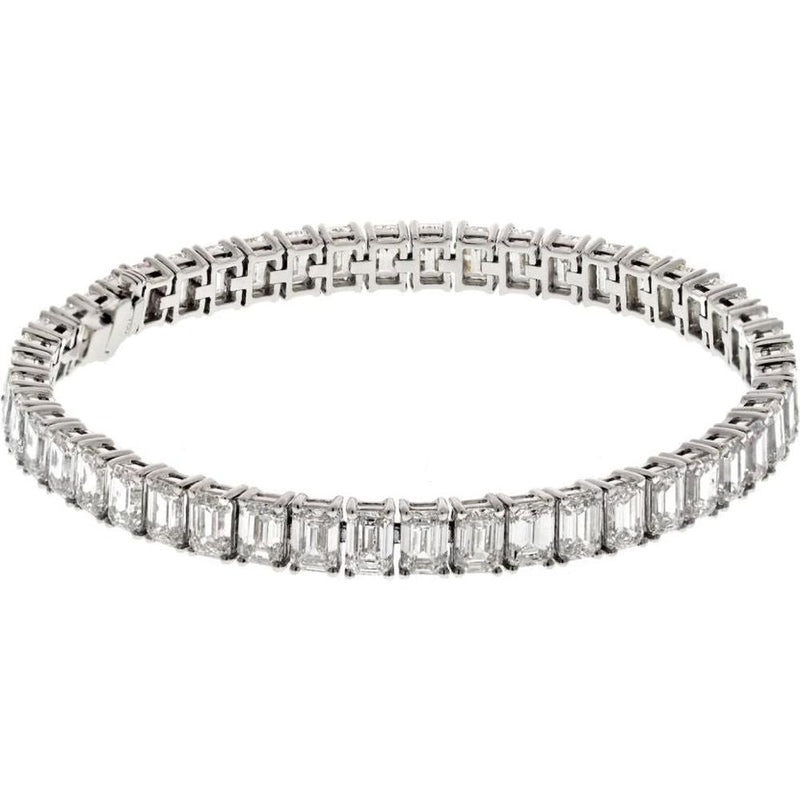 Elegant 18K White Gold Emerald Cut Diamond Tennis Bracelet - 19.00 Total Carat Weight Diamonds