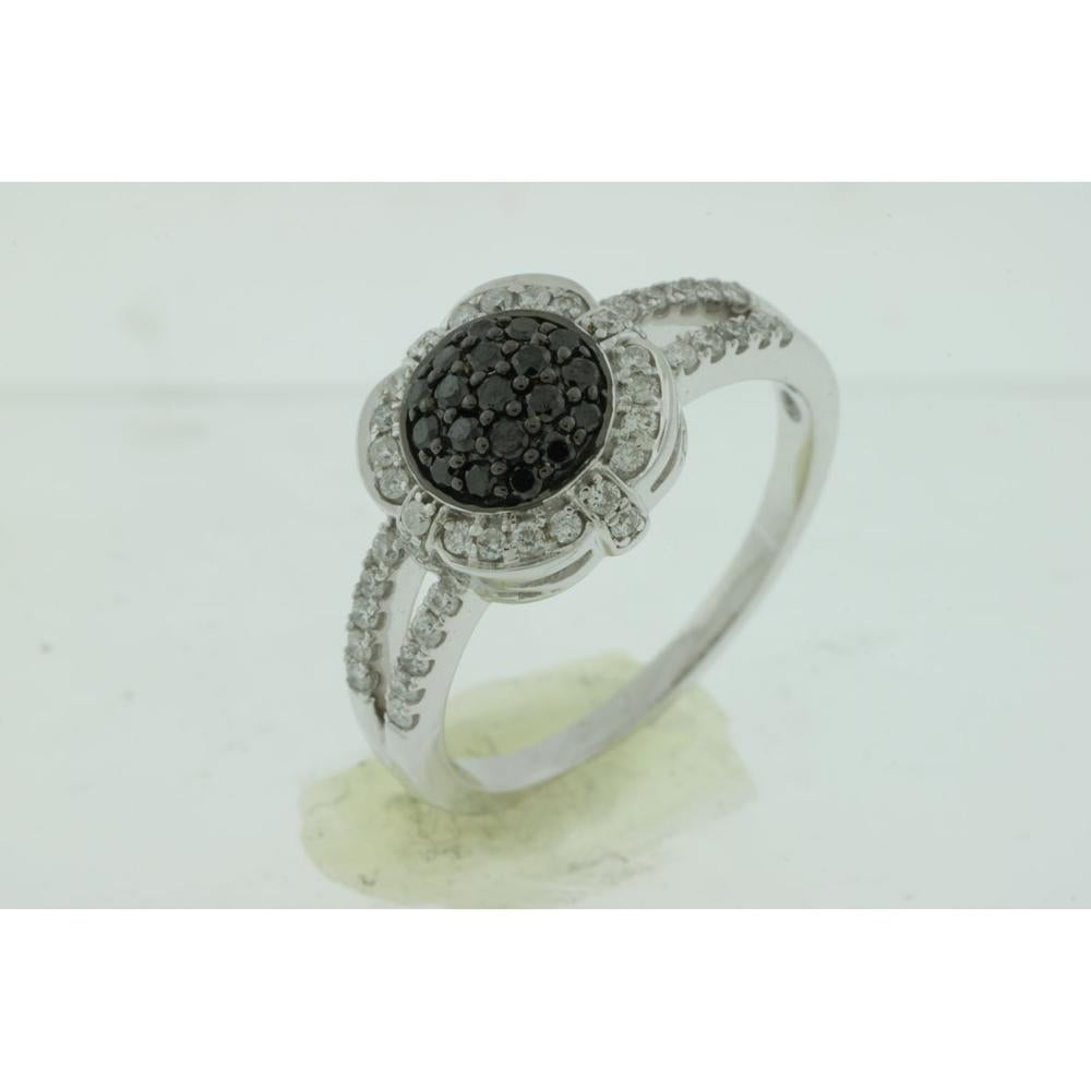 Elegant Royal 14K White Gold Black Diamond & Diamond Ring - Captivating Contrast