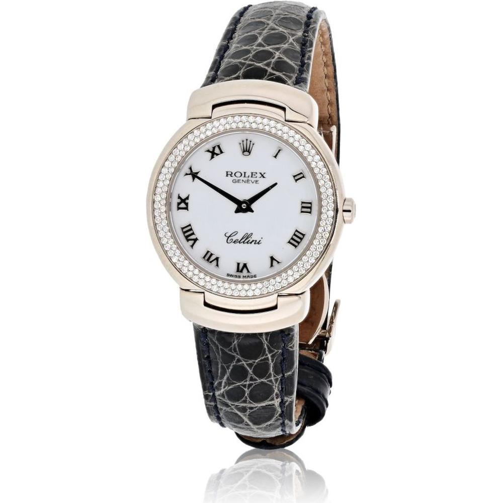 Enchanting 18K White Gold Diamond Bezel Watch
